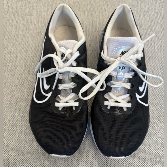 Nike Zoom Fly Running Shoe - Picture 10 of 13